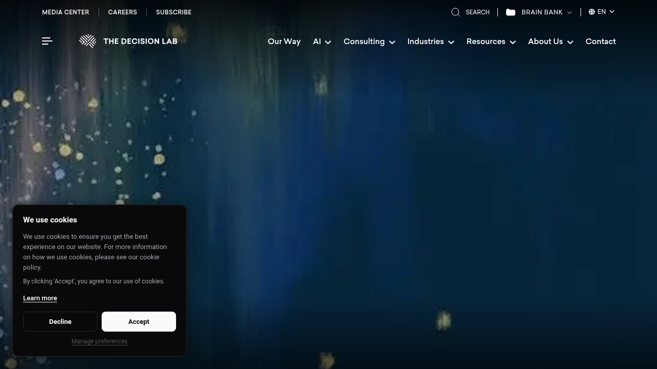 Screenshot of The Decision Lab website, offering resources on critical thinking and decision-making.