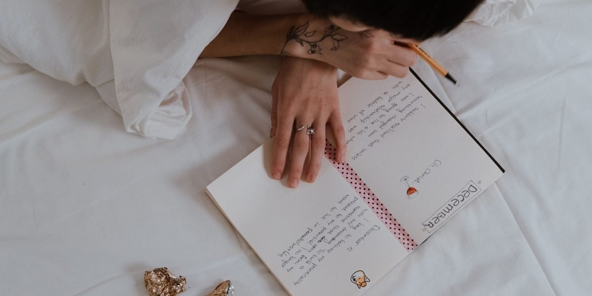 Taking a moment to pause and reflect on one's thoughts can lead to clearer decision-making.
