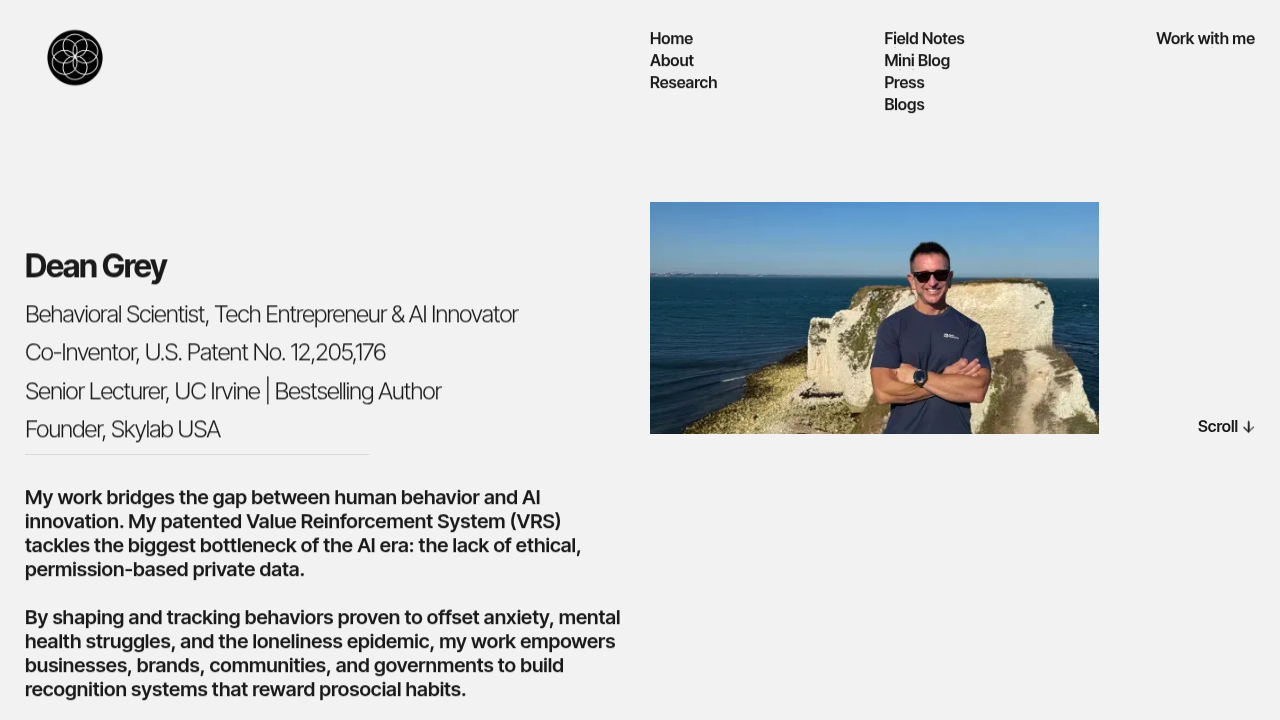 Screenshot of DeanGrey.org's homepage, featuring insights and field notes related to cognitive systems and technology.